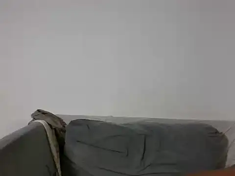 Snapshot of Sleek_petite chatting on 06.01.26 Sleek petite online show from 06.01.26