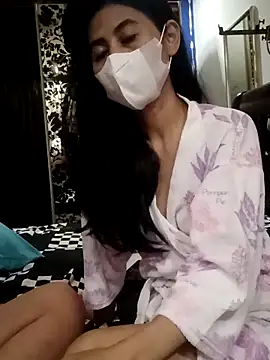 Alisaa0716 online show from 05.18.26