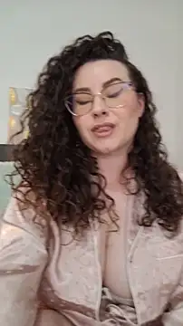 Snapshot of Elissa_Floyd__ chatting on 06.04.26 Elissa Floyd online show from 06.04.26