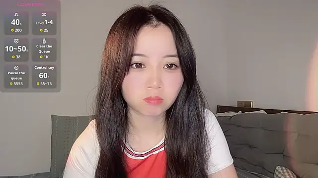 Snapshot of 77-Vicky chatting on 06.18.26 77-Vicky online show from 06.18.26