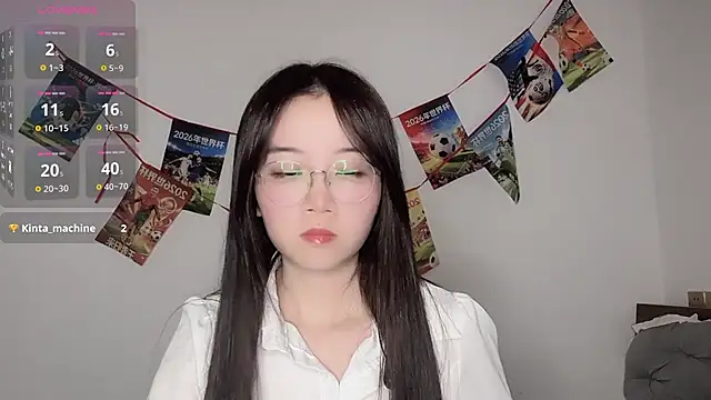 Snapshot of 77-Vicky chatting on 06.26.26 77-Vicky online show from 06.26.26