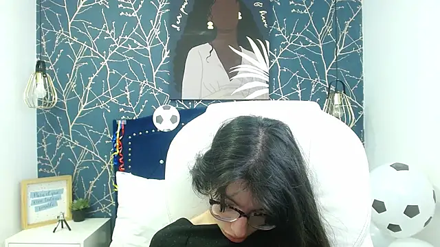 Snapshot of Allyshon_ chatting on 06.11.26 Allyshon online show from 06.11.26
