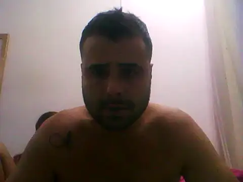 Snapshot of leogaucho34 chatting on 05.18.26 leogaucho34 online show from 05.18.26