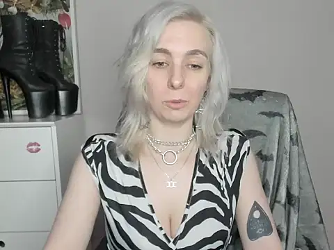 velvetanne online show from 06.18.26