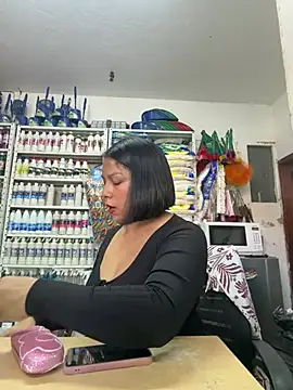 ISABELLA  LUNA online show from 06.23.26