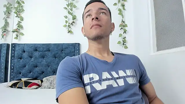Snapshot of scarlett_777_dante chatting on 06.16.26 scarlett 777 dante online show from 06.16.26