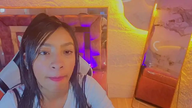 Adarasuri v online show from 06.24.26