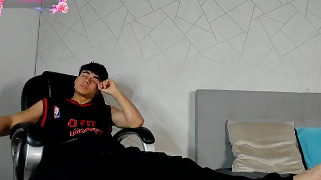 Toji ferrer online show from 07.25.26