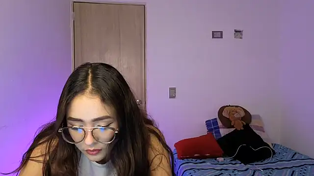 Abby hernandez online show from 06.14.26
