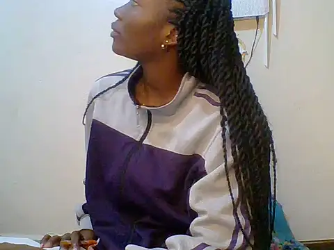 Snapshot of Shania_loveer chatting on 06.04.26 Shania loveer online show from 06.04.26