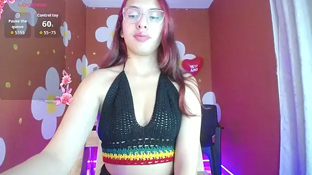 Snapshot of ashly_litlle chatting on 06.06.26 ashly litlle online show from 06.06.26