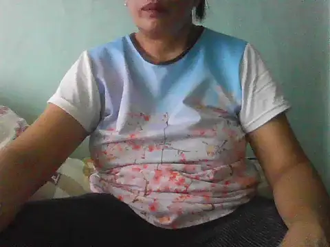 momshe2026 online show from 07.03.26