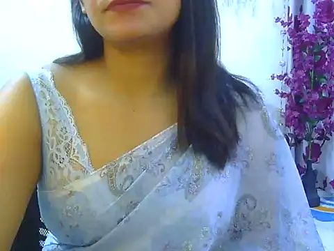 Snapshot of Mehek2001 chatting on 07.18.26 Mehek2001 online show from 07.18.26