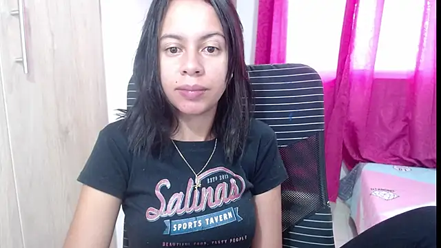 Valeria Santos  online show from 07.02.26