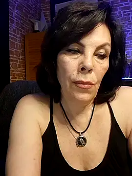 Snapshot of SannyMI-LF chatting on 07.04.26 SannyMI-LF online show from 07.04.26