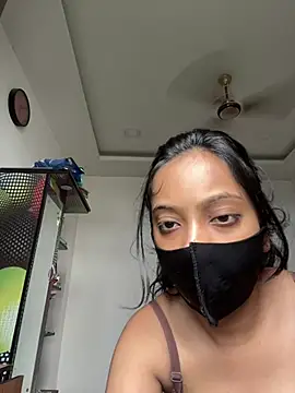 livia dolls online show from 06.11.26