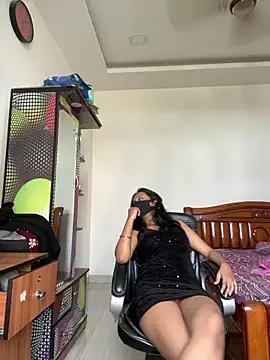 livia dolls online show from 06.12.26