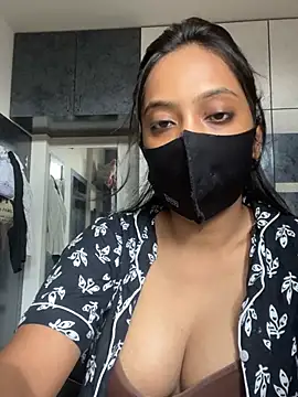 livia dolls online show from 06.25.26