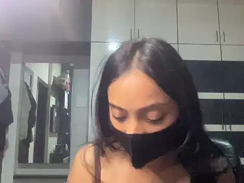 livia dolls online show from 06.25.26