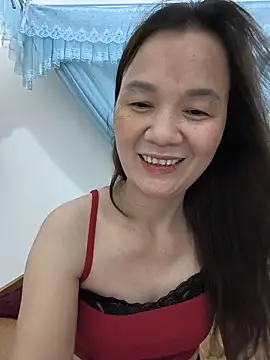 Snapshot of Lye_lovely chatting on 05.27.26 Lye lovely online show from 05.27.26