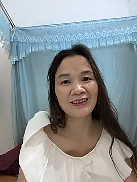 Snapshot of Lye_lovely chatting on 06.02.26 Lye lovely online show from 06.02.26