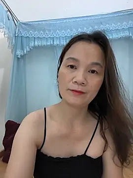 Snapshot of Lye_lovely chatting on 06.08.26 Lye lovely online show from 06.08.26