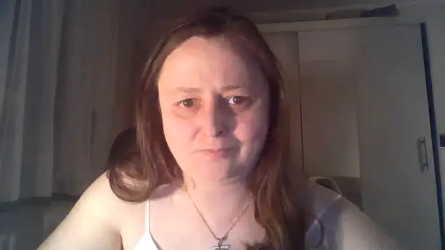 Snapshot of TaylorLovely chatting on 06.09.26 TaylorLovely online show from 06.09.26