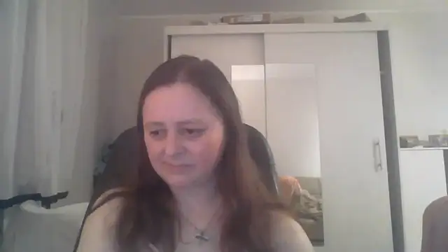 Snapshot of TaylorLovely chatting on 06.20.26 TaylorLovely online show from 06.20.26