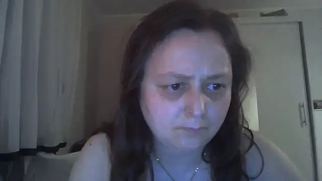 Snapshot of TaylorLovely chatting on 06.24.26 TaylorLovely online show from 06.24.26