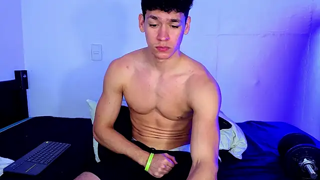 Luke Muscle online show from 06.04.26
