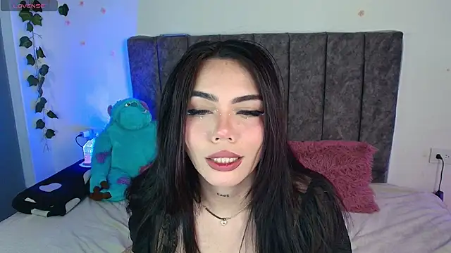 Snapshot of andraa_rossee chatting on 06.30.26 andraa rossee online show from 06.30.26