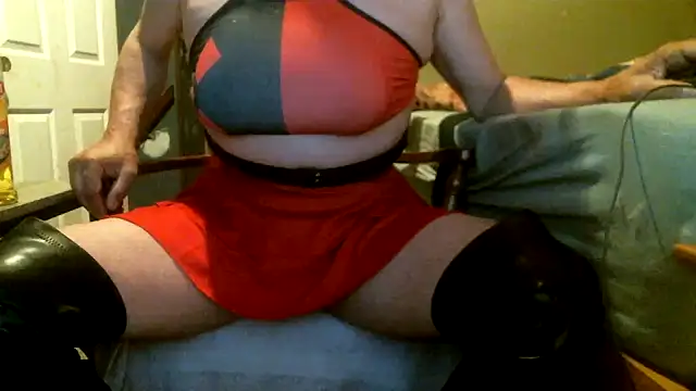 Snapshot of sissyslave1999 chatting on 06.24.26 sissyslave1999 online show from 06.24.26