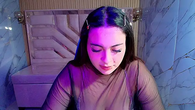 Kiara Moon r online show from 07.07.26