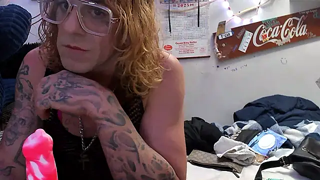 VanillaSnowcones online show from 07.10.26