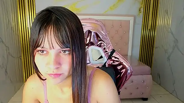 Snapshot of isabeau_s chatting on 07.03.26 isabeau s online show from 07.03.26