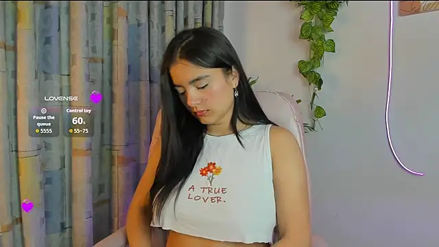 Zoe Queens online show from 07.08.26