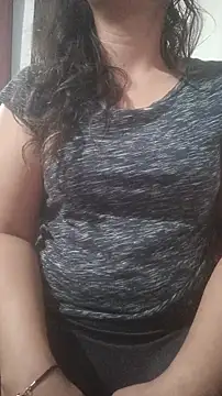 Marcella single online show from 06.05.26