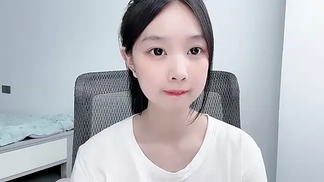 Snapshot of Yoyo33355 chatting on 07.14.26 Yoyo33355 online show from 07.14.26