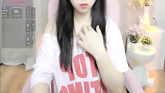 Snapshot of shynana chatting on 07.02.26 shynana online show from 07.02.26