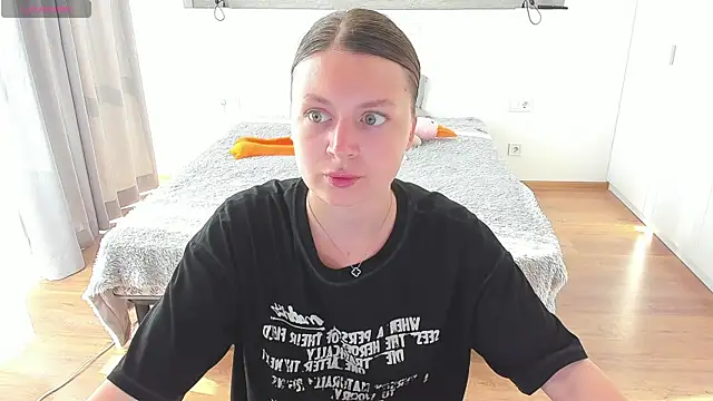 Kitkatvel online show from 06.24.26
