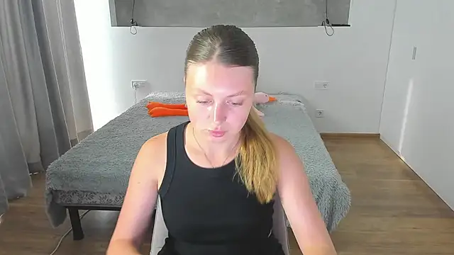 Kitkatvel online show from 07.04.26