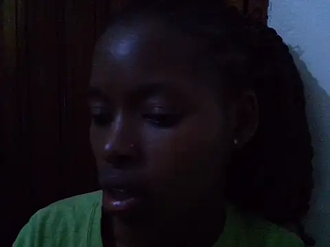 Gracious petite001 online show from 06.25.26