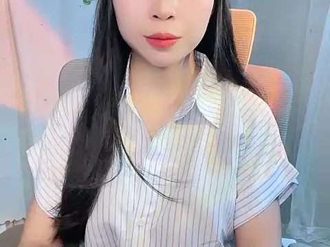 Snapshot of -Naomii_ chatting on 06.30.26 -Naomii online show from 06.30.26