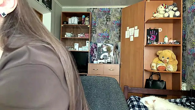 Snapshot of HoneyKittyk chatting on 06.05.26 HoneyKittyk online show from 06.05.26