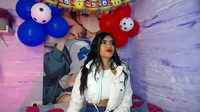 Snapshot of Shayla_Gray chatting on 06.17.26 Shayla Gray online show from 06.17.26