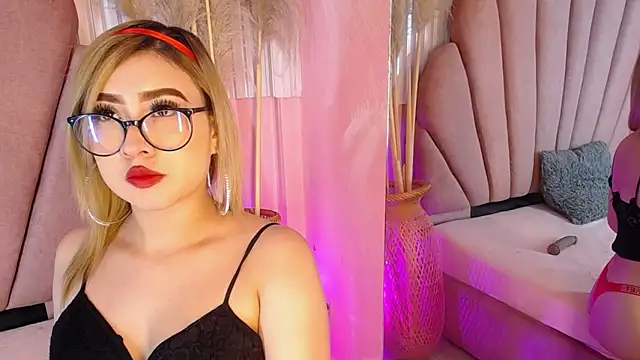 Doll Kitty  online show from 06.03.26