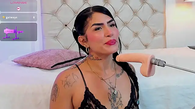 Alanna Wild online show from 07.06.26