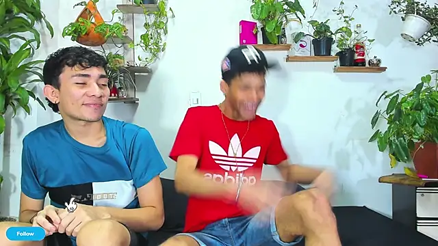 STRANGER BOYS online show from 05.25.26