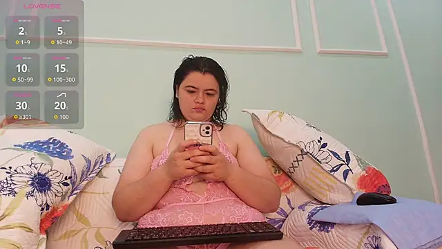 Vicky-Mooree online show from 06.19.26