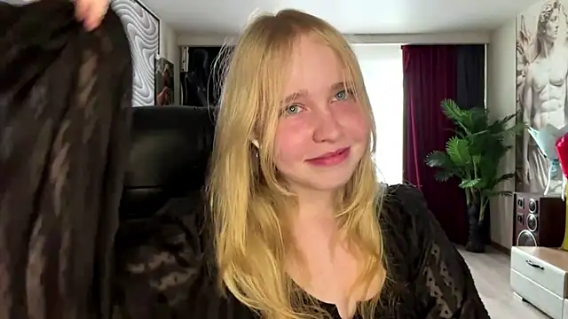 AnnyRocky online show from 05.28.26